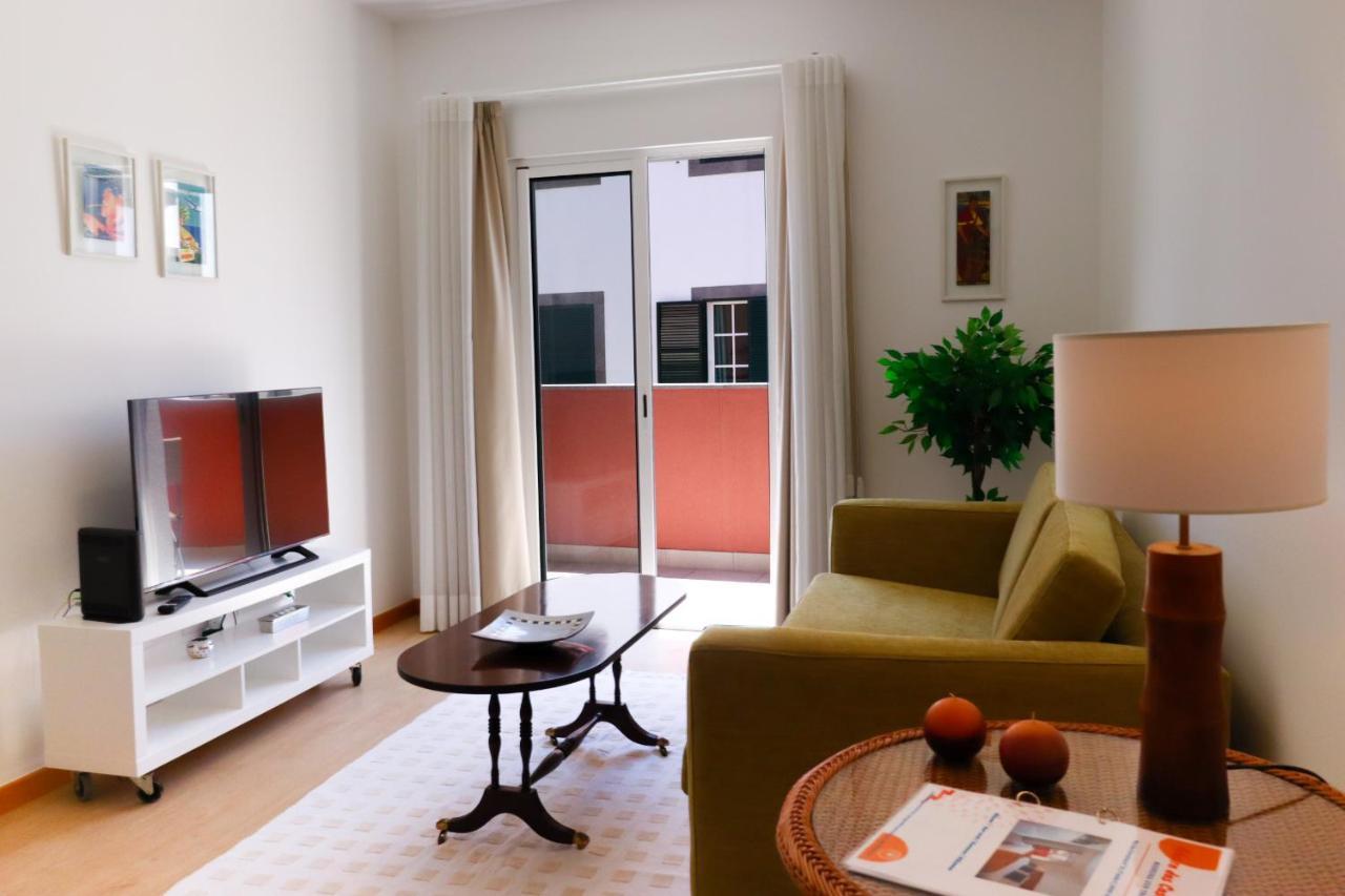 Ribeira Das Casas Apartments By Madeira Sun Travel ฟุงชาล ภายนอก รูปภาพ