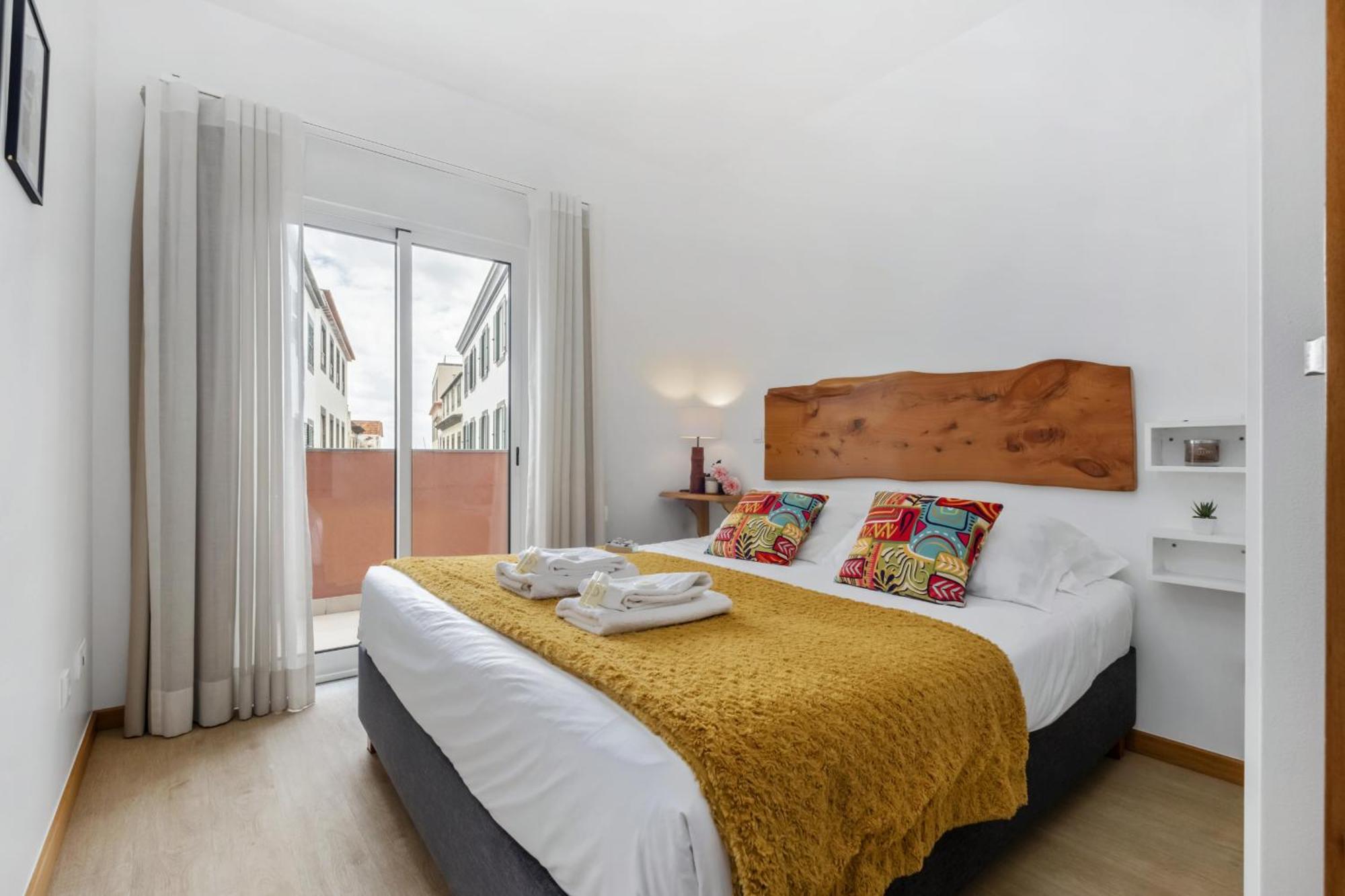 Ribeira Das Casas Apartments By Madeira Sun Travel ฟุงชาล ภายนอก รูปภาพ