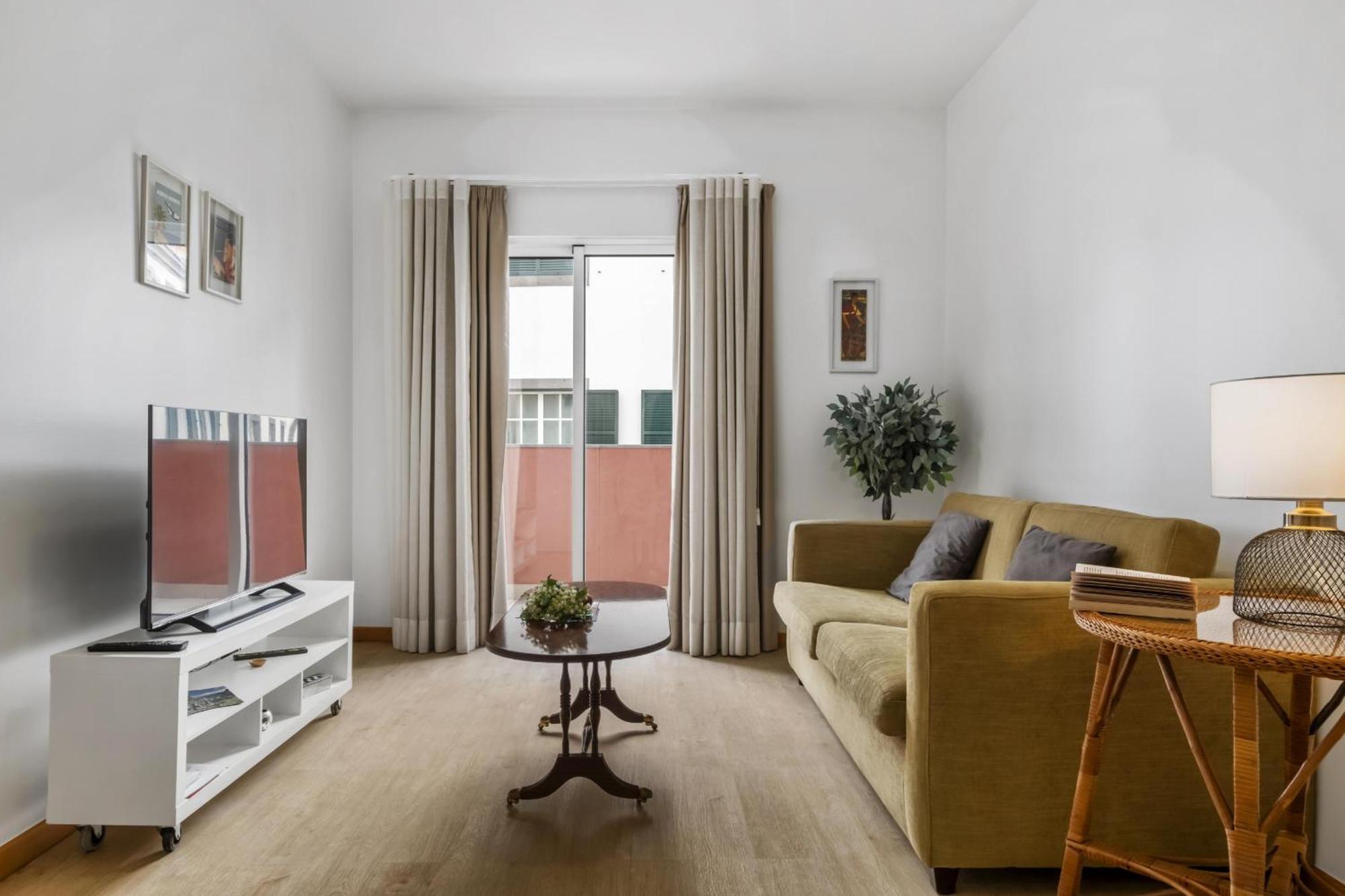 Ribeira Das Casas Apartments By Madeira Sun Travel ฟุงชาล ภายนอก รูปภาพ